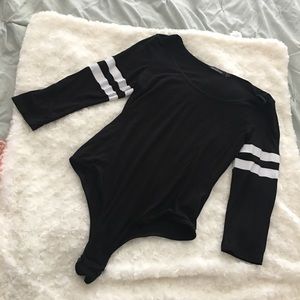 Boohoo Black & White Bodysuit 3/4 Sleeve Size 6